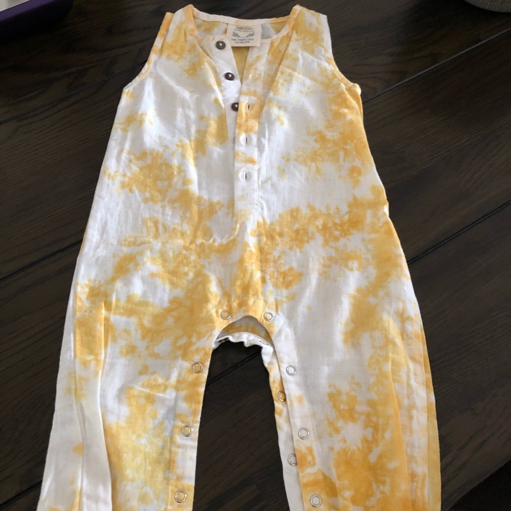 Young folk collective romper - boho baby clothing 6-12 months - Picture 3 of 4